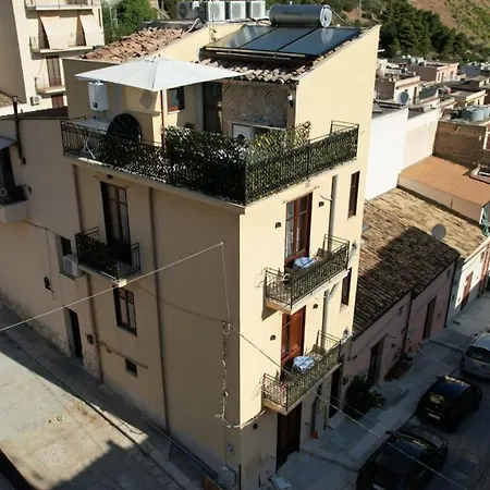 Mary Gery's Holiday home Castellammare del Golfo