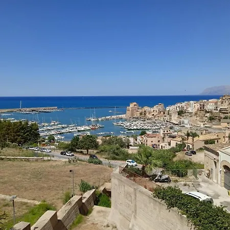 Mary Gery's * Castellammare del Golfo